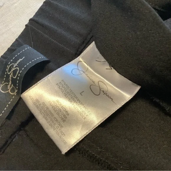 Jessica Simpson pants. Size - Picture 4 of 5